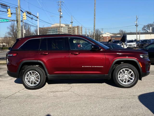 2025 Jeep Grand Cherokee GRAND CHEROKEE LAREDO X 4X4