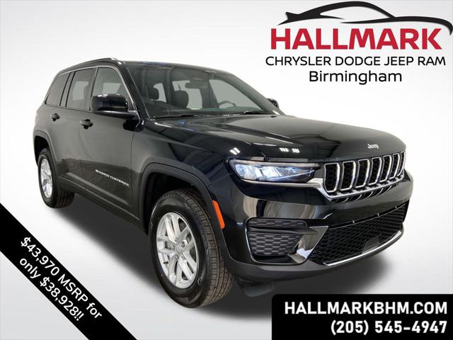 2025 Jeep Grand Cherokee GRAND CHEROKEE LAREDO X 4X4