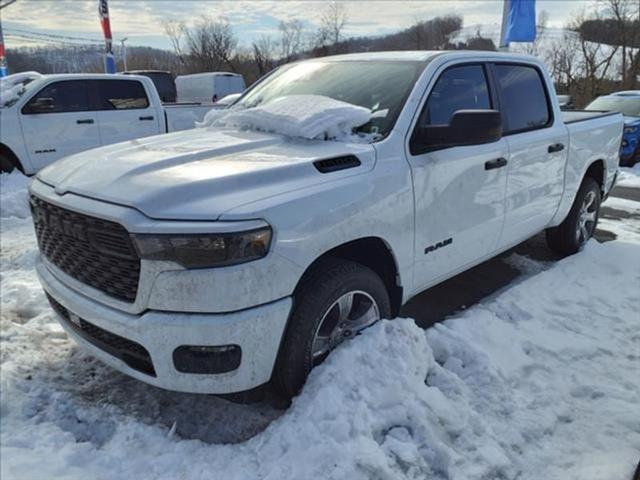 2025 RAM Ram 1500 RAM 1500 TRADESMAN CREW CAB 4X4 57 BOX