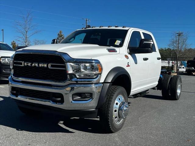 2024 RAM Ram 5500 Chassis Cab RAM 5500 TRADESMAN CHASSIS CREW CAB 4X4 60 CA