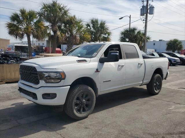 2024 RAM Ram 3500 RAM 3500 BIG HORN CREW CAB 4X4 64 BOX