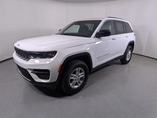 2025 Jeep Grand Cherokee GRAND CHEROKEE LAREDO 4X2