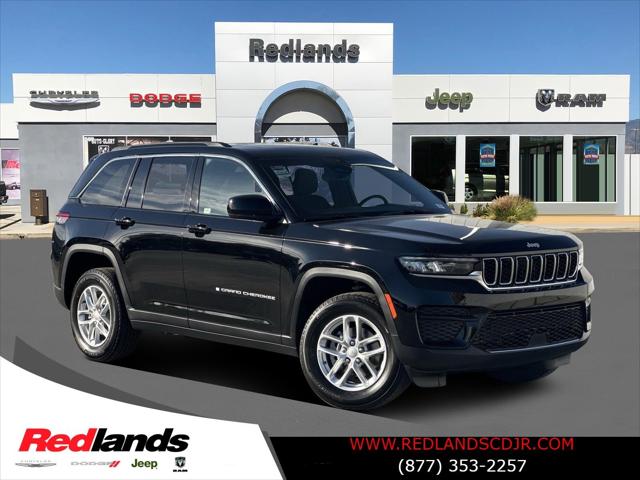 2025 Jeep Grand Cherokee GRAND CHEROKEE LAREDO X 4X4