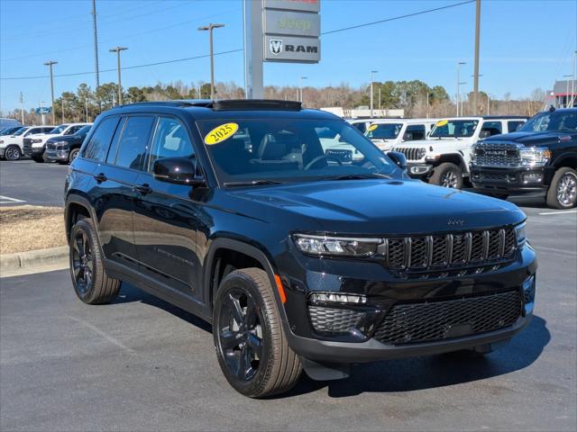 2025 Jeep Grand Cherokee GRAND CHEROKEE LIMITED 4X4