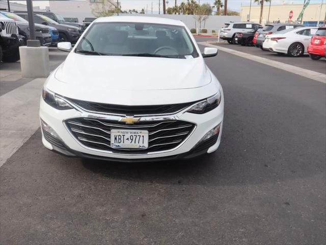 2022 Chevrolet Malibu FWD LT