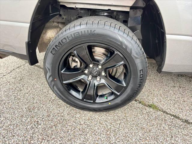 2022 RAM 1500 Big Horn Quad Cab 4x4 64 Box 2022 RAM 1500 Big Horn Quad Cab 4x4 64 Box