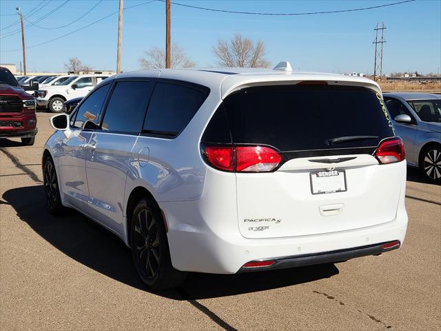 2020 Chrysler Pacifica Touring