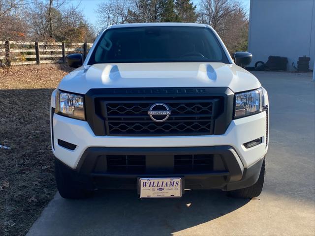 2022 Nissan Frontier Crew Cab S 4x2