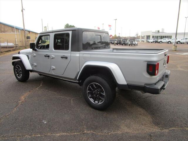 2023 Jeep Gladiator Overland 4x4