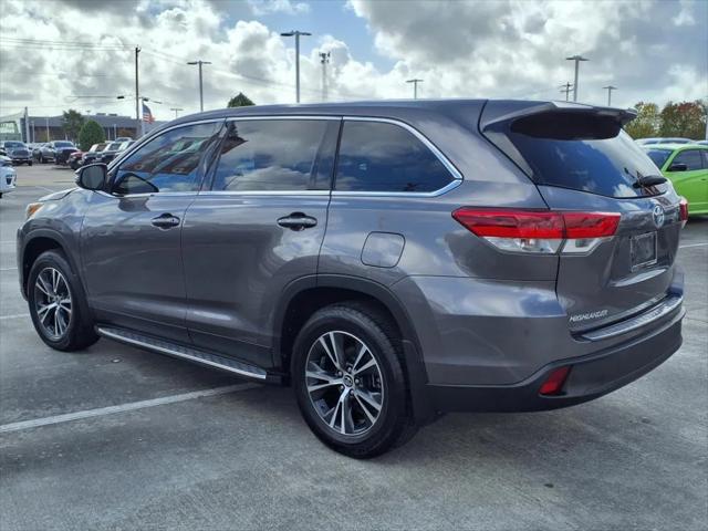 2019 Toyota Highlander LE