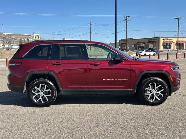 2025 Jeep Grand Cherokee GRAND CHEROKEE LIMITED 4X4