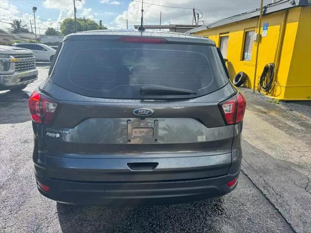 2019 Ford Escape S