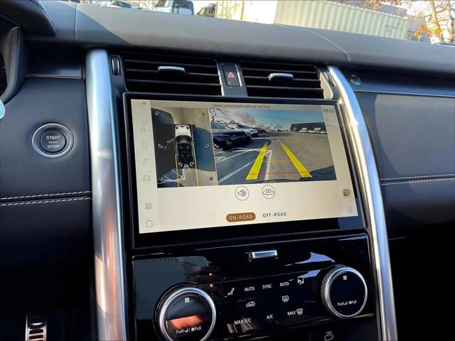 2025 Land Rover Discovery P360 Metropolitan Edition