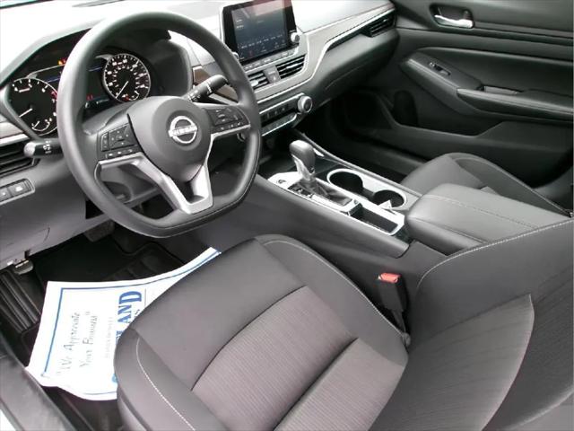 2024 Nissan Altima SV FWD