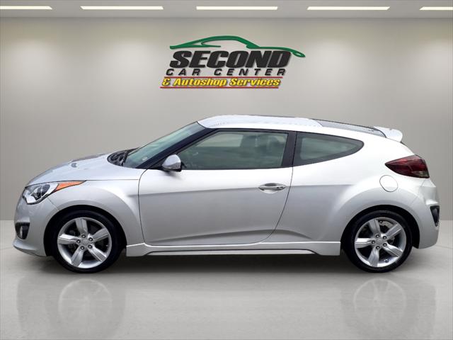 2013 Hyundai Veloster Turbo w/Black