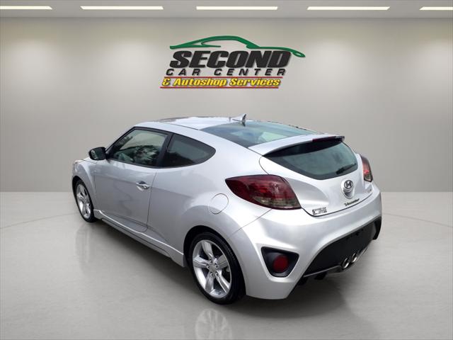 2013 Hyundai Veloster Turbo w/Black
