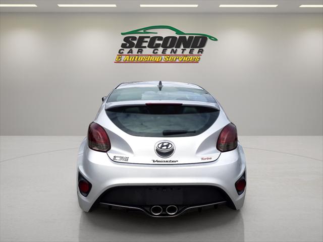 2013 Hyundai Veloster Turbo w/Black