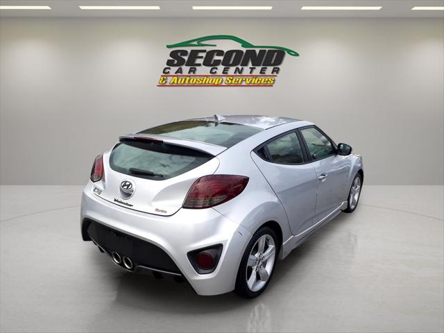 2013 Hyundai Veloster Turbo w/Black