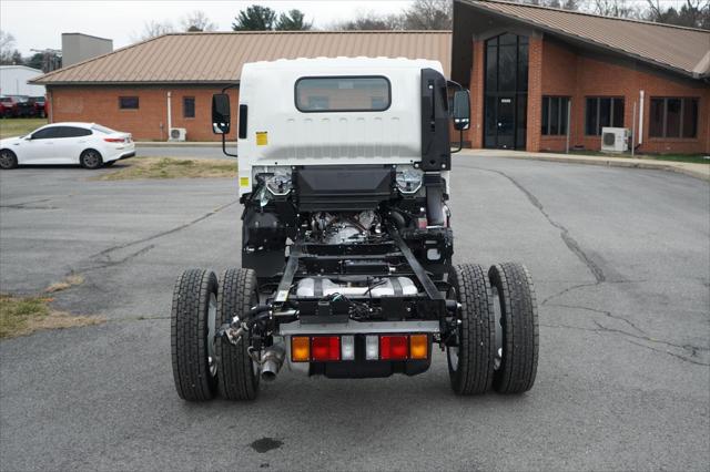 2025 Chevrolet 4500 LCF Gas 132.5" Wheelbase