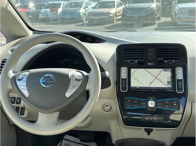 2012 Nissan LEAF SL