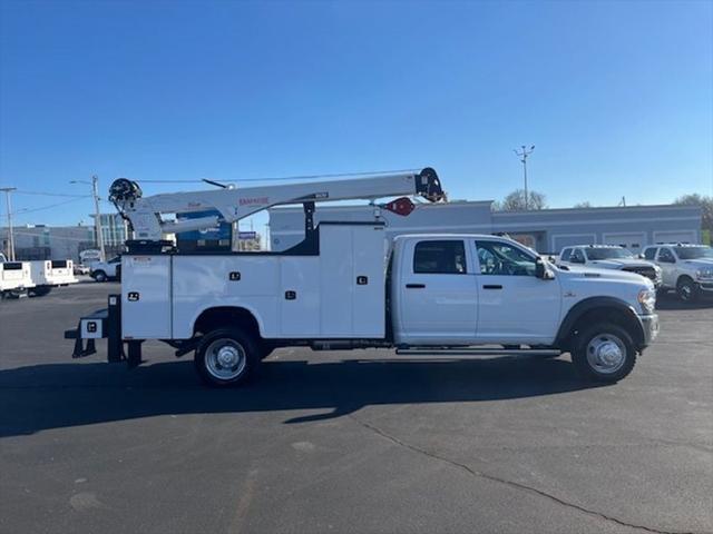 2024 RAM Ram 5500 Chassis Cab RAM 5500 TRADESMAN CHASSIS CREW CAB 4X4 84 CA