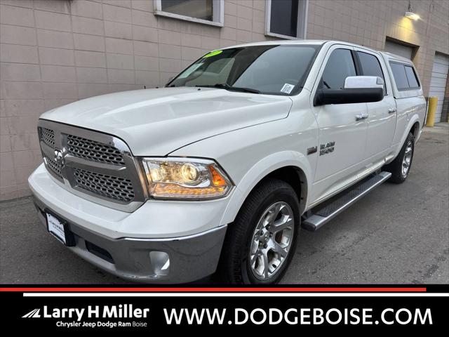 2017 RAM 1500 Laramie Crew Cab 4x4 64 Box