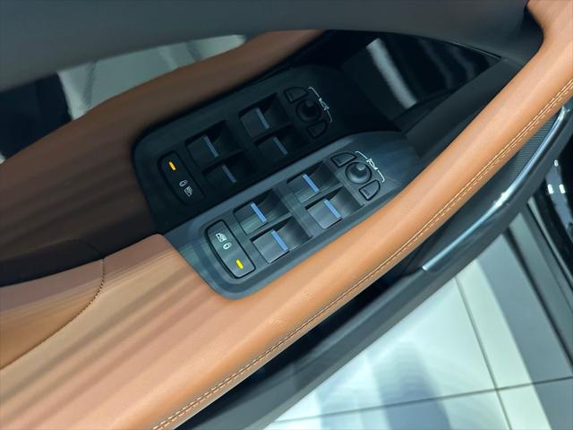 2024 Jaguar I-PACE R-Dynamic HSE
