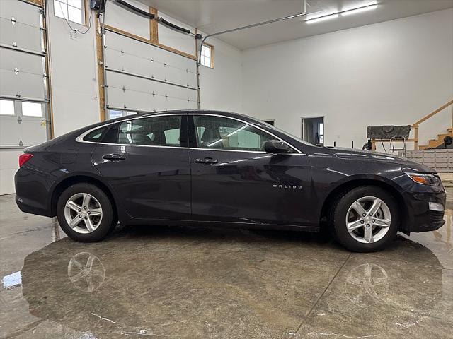 2022 Chevrolet Malibu FWD 1FL