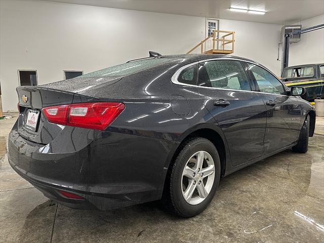 2022 Chevrolet Malibu FWD 1FL