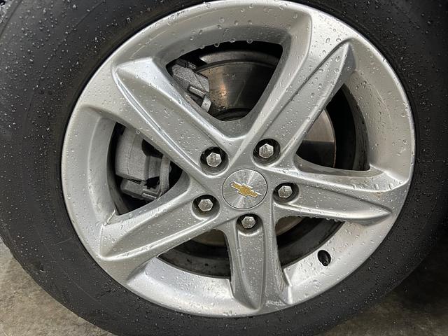 2022 Chevrolet Malibu FWD 1FL