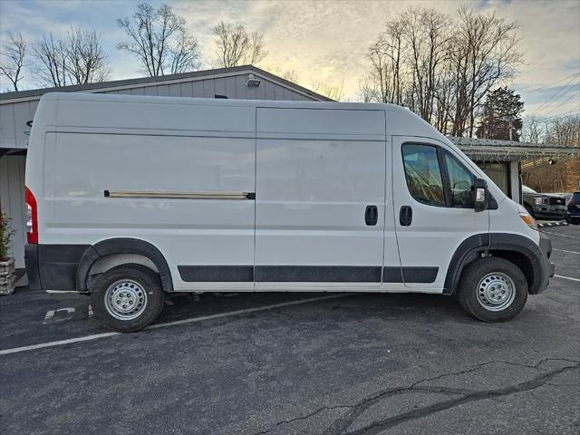 2025 Ram ProMaster 2500 Cargo Van Tradesman High Roof 159" WB w/Pass Seat