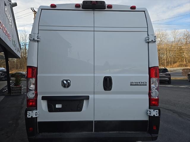 2025 Ram ProMaster 2500 Cargo Van Tradesman High Roof 159" WB w/Pass Seat