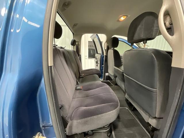 2004 Dodge Ram 2500 SLT/Laramie
