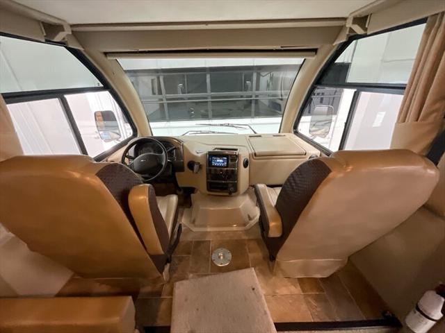 2017 Ford E-450 Stripped LIKE NEW ONLY 16,000 MILES