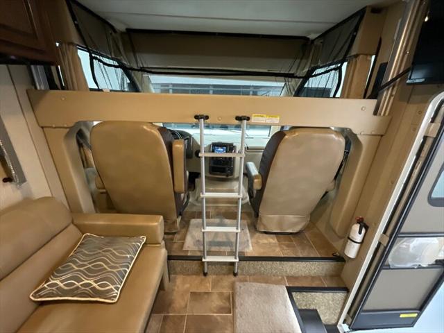 2017 Ford E-450 Stripped LIKE NEW ONLY 16,000 MILES