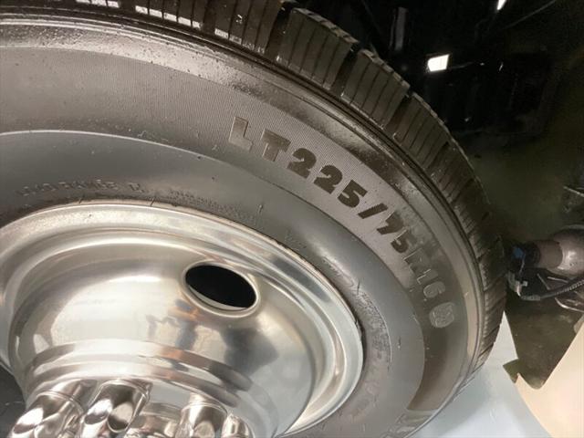 2017 Ford E-450 Stripped LIKE NEW ONLY 16,000 MILES