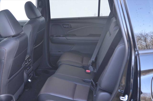 2025 Honda Passport AWD Black
