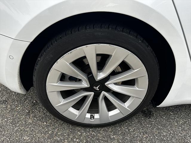 2022 Tesla Model 3 Long Range Dual Motor All-Wheel Drive