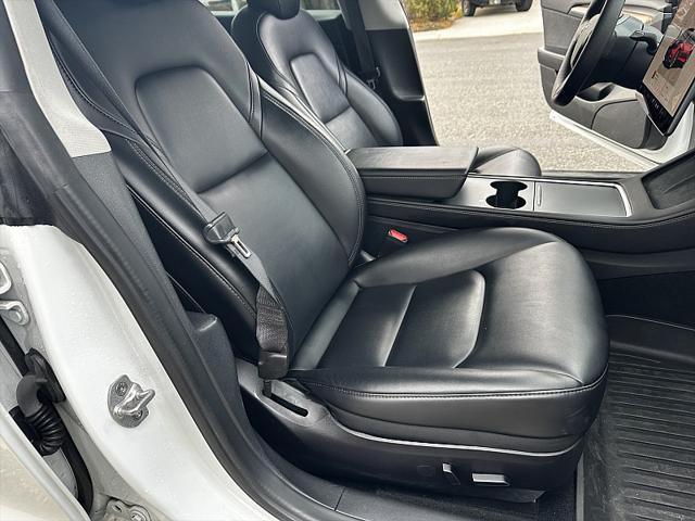 2022 Tesla Model 3 Long Range Dual Motor All-Wheel Drive