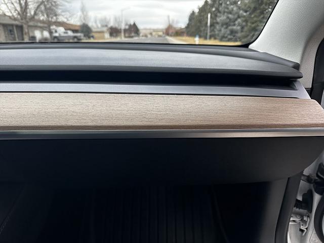 2022 Tesla Model 3 Long Range Dual Motor All-Wheel Drive