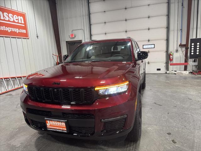2025 Jeep Grand Cherokee GRAND CHEROKEE L LIMITED 4X4