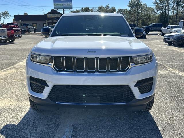 2025 Jeep Grand Cherokee GRAND CHEROKEE LAREDO X 4X4