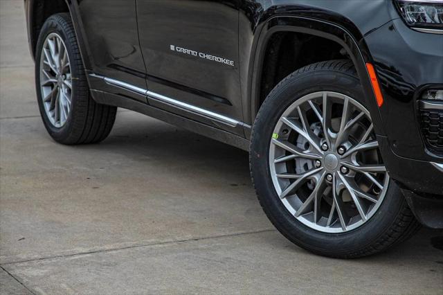 2025 Jeep Grand Cherokee GRAND CHEROKEE SUMMIT 4X4