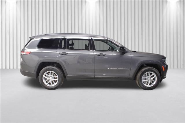 2025 Jeep Grand Cherokee GRAND CHEROKEE L LAREDO X 4X4