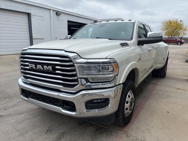 2020 RAM 3500 Laramie Longhorn Mega Cab 4x4 64 Box