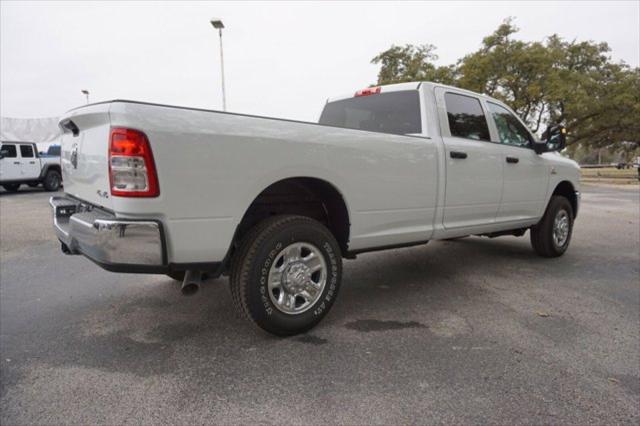 2024 RAM 2500 Tradesman Crew Cab 4x4 8 Box