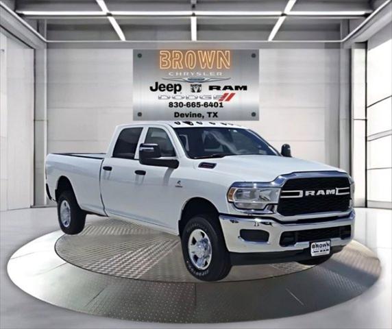 2024 RAM 2500 Tradesman Crew Cab 4x4 8 Box