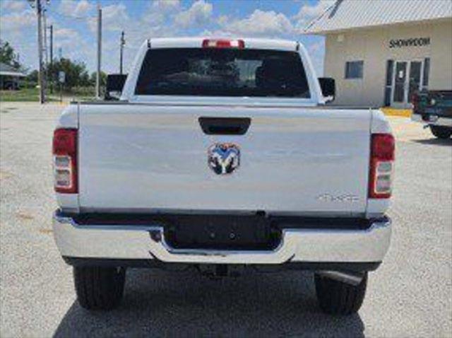 2024 RAM 2500 Tradesman Crew Cab 4x4 8 Box