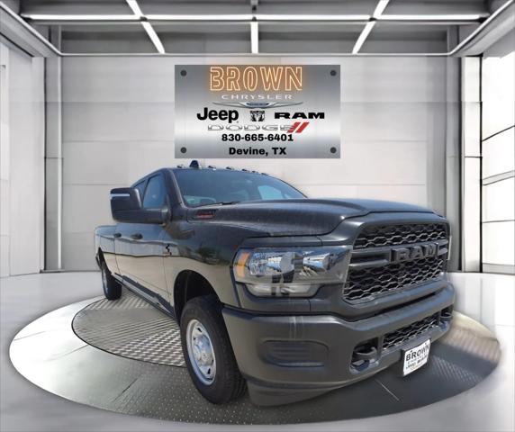 2024 RAM 2500 Tradesman Crew Cab 4x2 8 Box