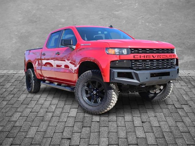 2020 Chevrolet Silverado 1500 4WD Crew Cab Standard Bed Custom